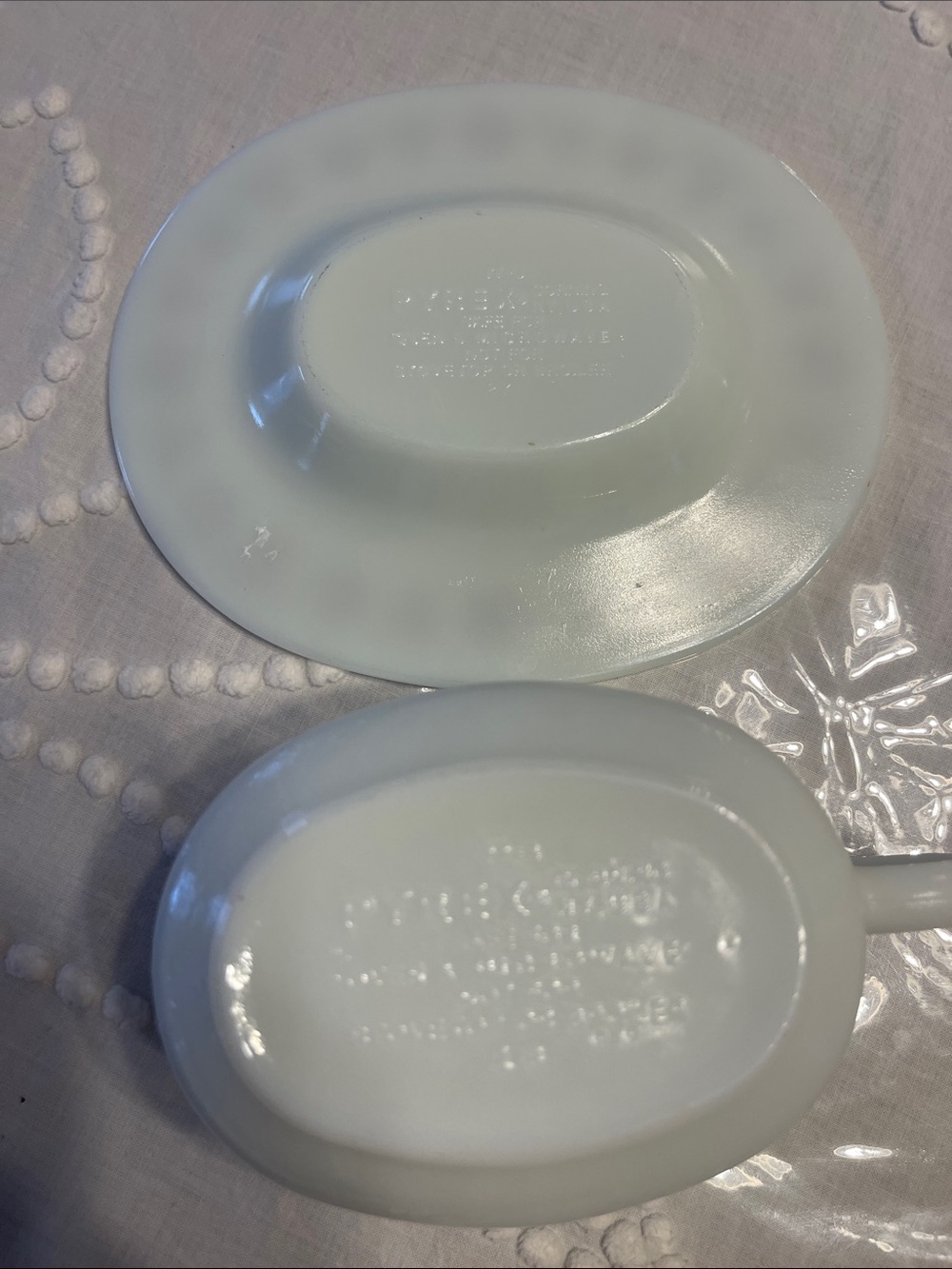 Pyrex White Creamer and Saucer with Gold Floral Pattern - Picture 2 of 7